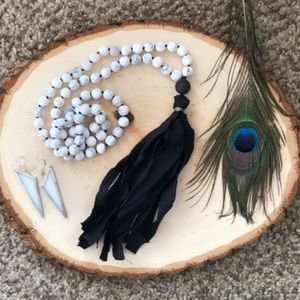 Gray & White Howlite Mala Beads Necklace